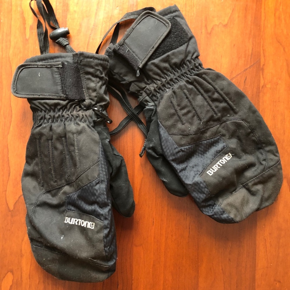 XL Burton Mittens